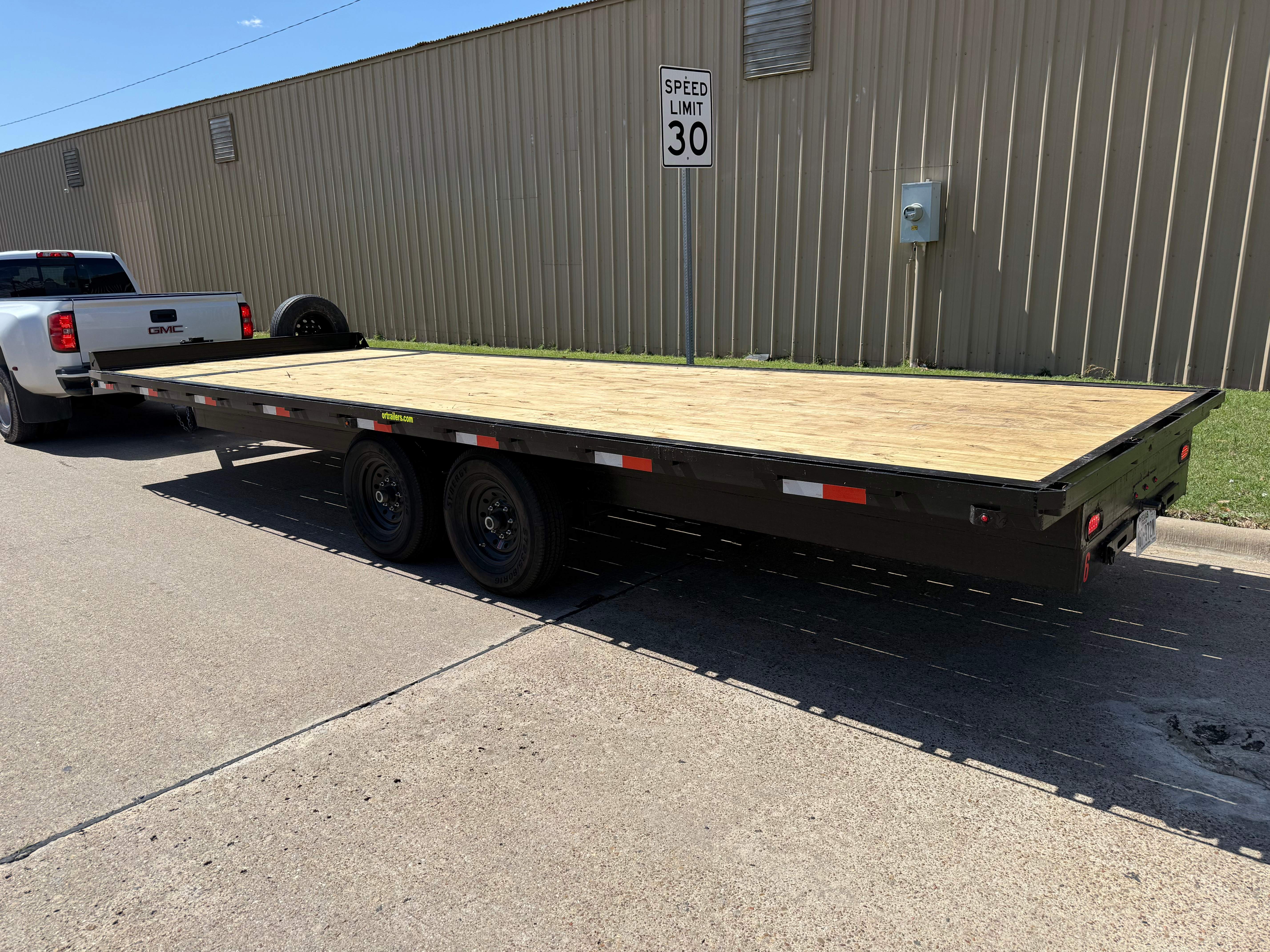24ft Deckover Trailer Profile